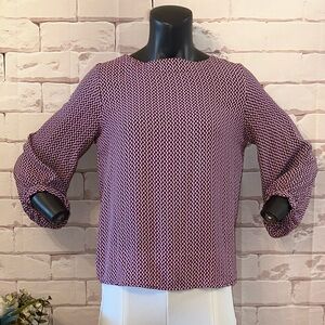 Chic Patterned Blouse in Purple